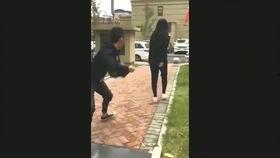 男子打针搞笑视频,男子打针视频引发网友爆笑